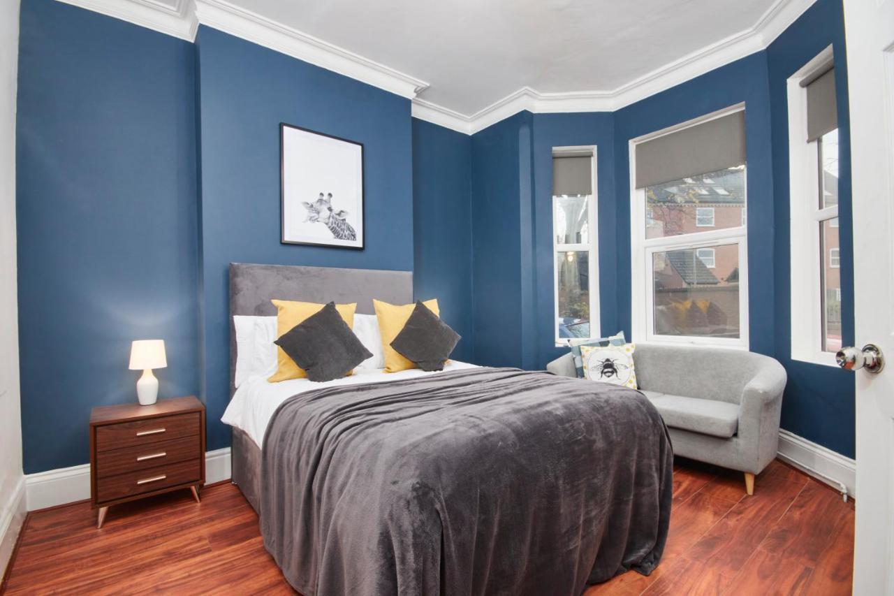 5 Bed House In Leamington Spa Perfect For Contractors With 7 Beds By Purestay - 14 Night Min! エクステリア 写真