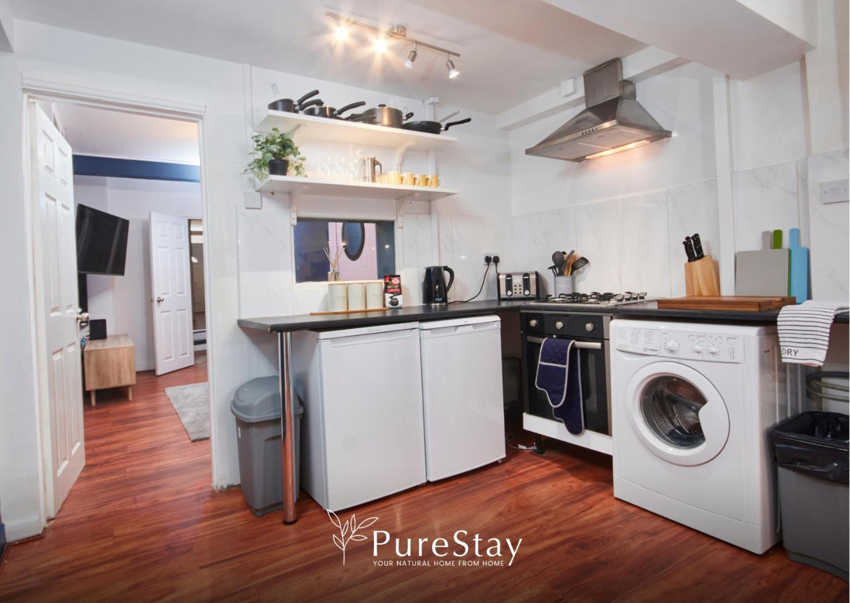 5 Bed House In Leamington Spa Perfect For Contractors With 7 Beds By Purestay - 14 Night Min! エクステリア 写真